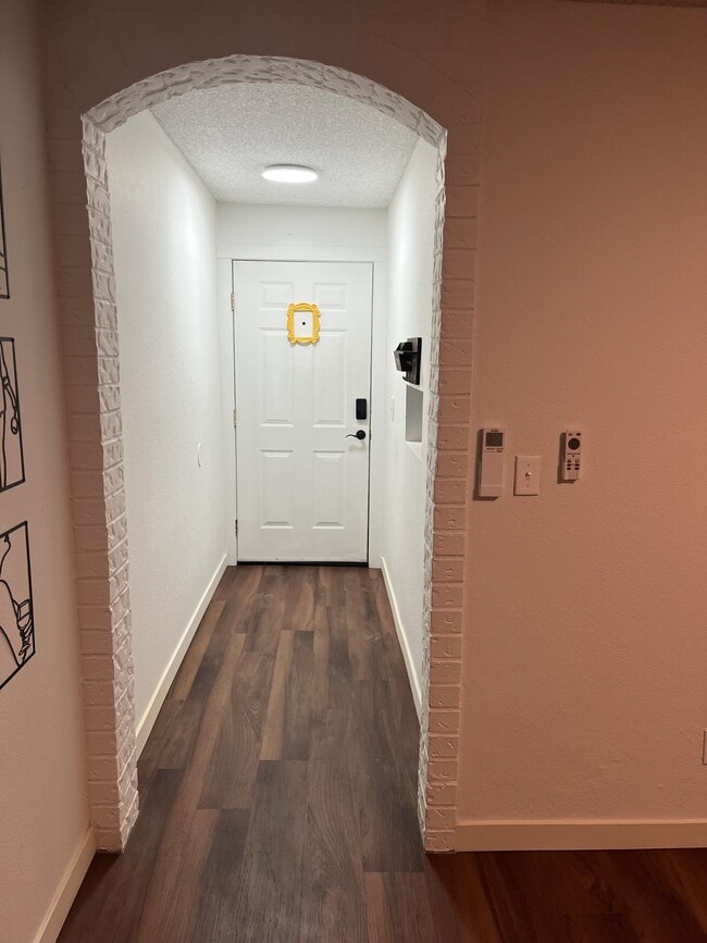 Photo - 4705 Lexington Pl NE