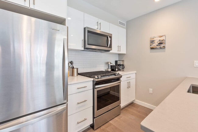 244 Hanover St Unit SI FL2-ID1241275P
