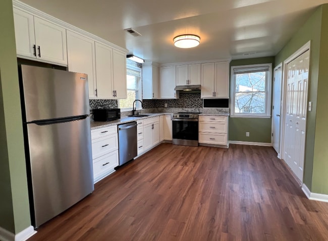 Photo - 3004 Sheddan Dr