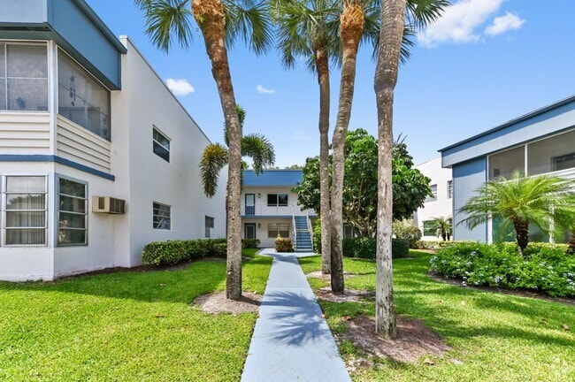 Building Photo - 278 Normandy F Rental