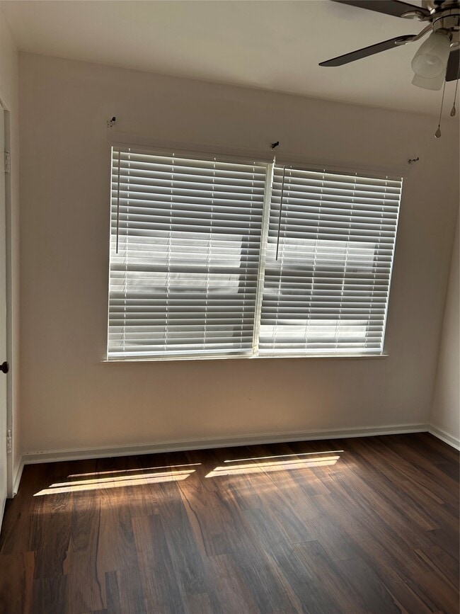 Photo - 5522 Thrush Dr