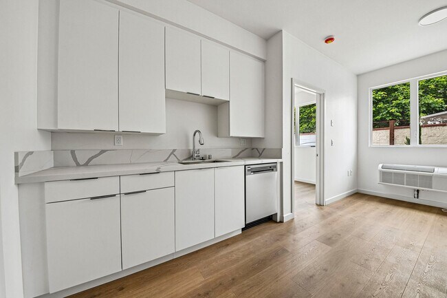 Photo - HVN on Amherst - 1 Bedroom & 1 Bath