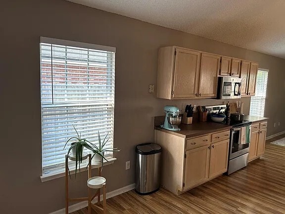 Photo - 4409 Crooked Creek Dr