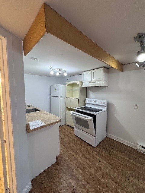 Photo - 1380 Robie St Unit 1