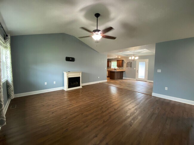 Photo - Your Dream Rental Awaits in Osage Hills – ...