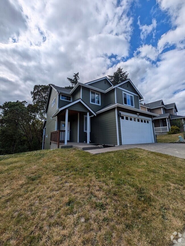 Building Photo - Stylish & Convenient Living - Bremerton 4 ... Rental