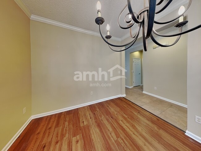 Photo - 6285 Pendragon Pl