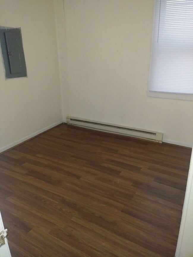 Photo - Cozy 2 Bedroom House - No Gas Bill