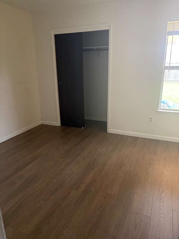 Photo - 1905 Roth Ct