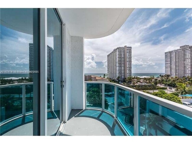 Building Photo - 1945 S Ocean Dr Unit 603