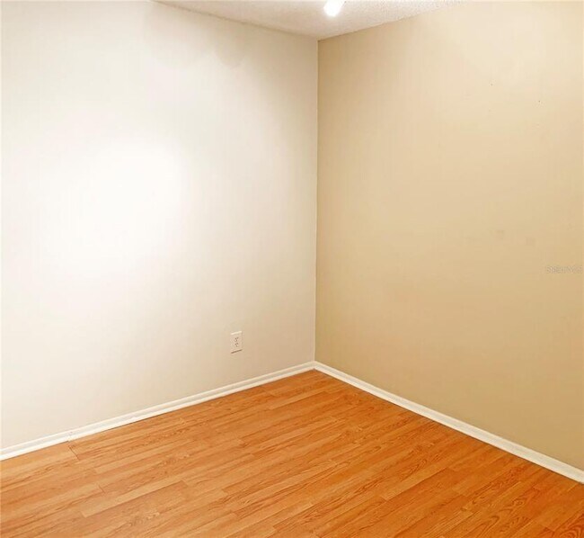 Photo - 125 Springwood Cir Unidad D