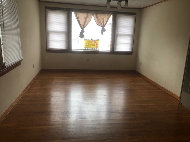 Photo - 704 E Thomas St