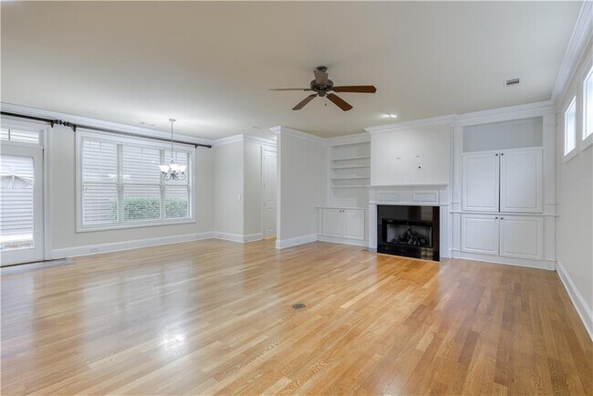 Photo - 4822 Abberley Ln