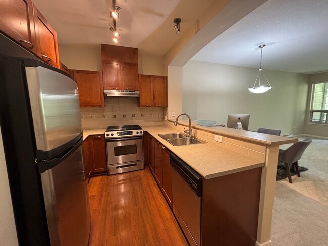 Photo - 404-2969 Whisper Way Unit 404