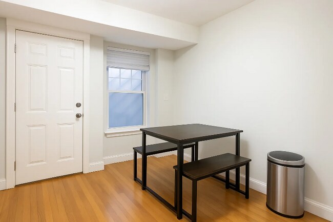 Photo - 712 Shawmut Ave Unit 2