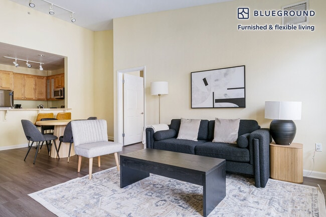 853 Commodore Dr Unit SI FL5-ID2093