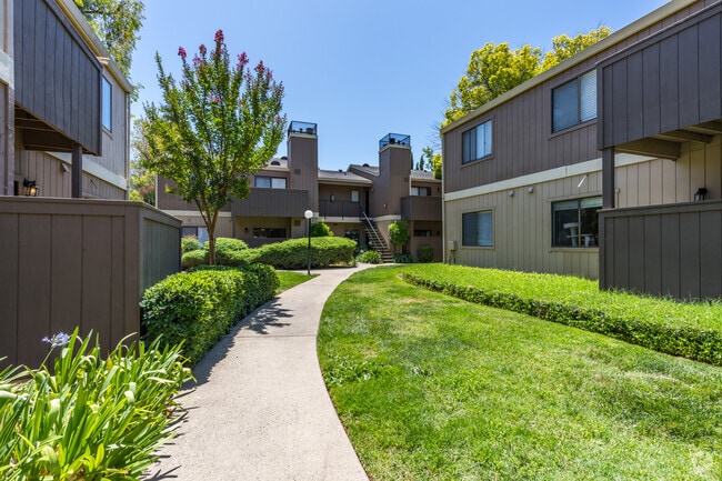 Building Photo - Hastings Ranch Rental