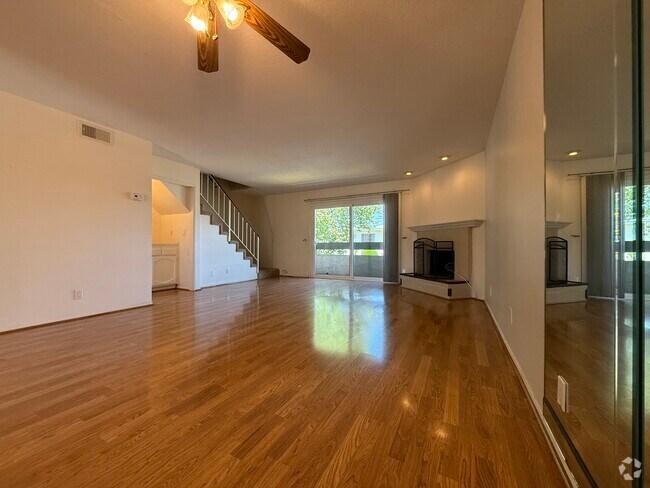 Building Photo - 12330 Magnolia Blvd Rental