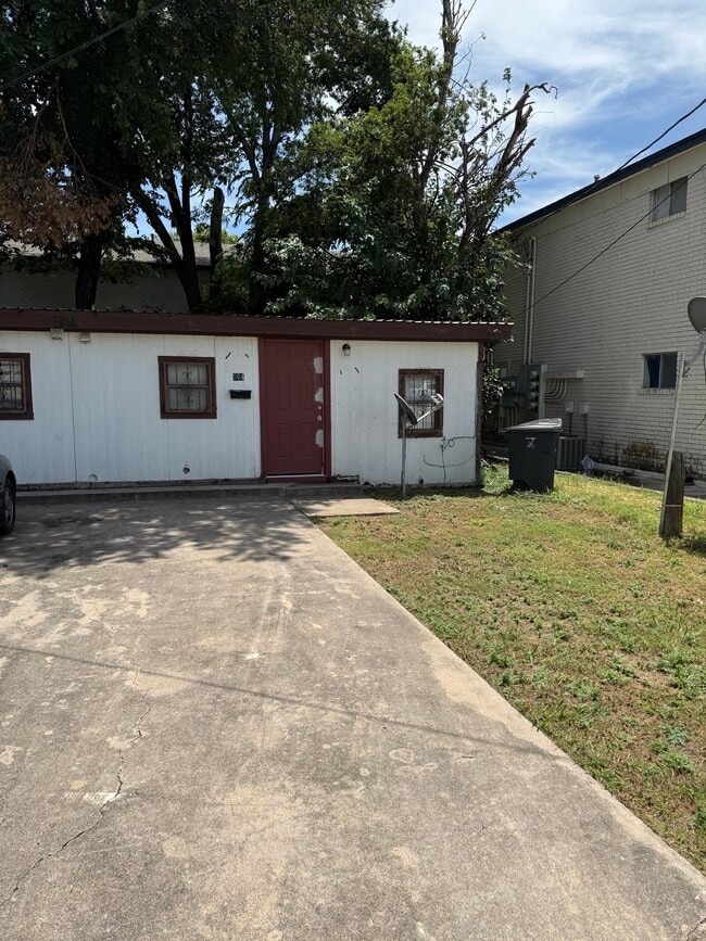 Building Photo - 504 Rhode Island St Rental