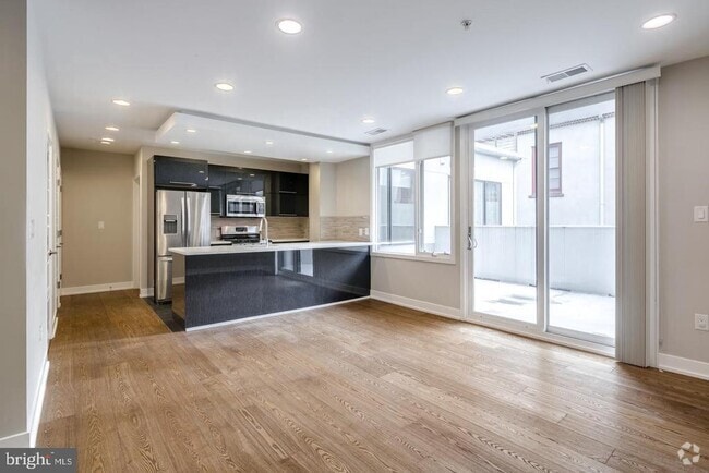 Building Photo - 820-24 N 3rd St Unit 203 Rental