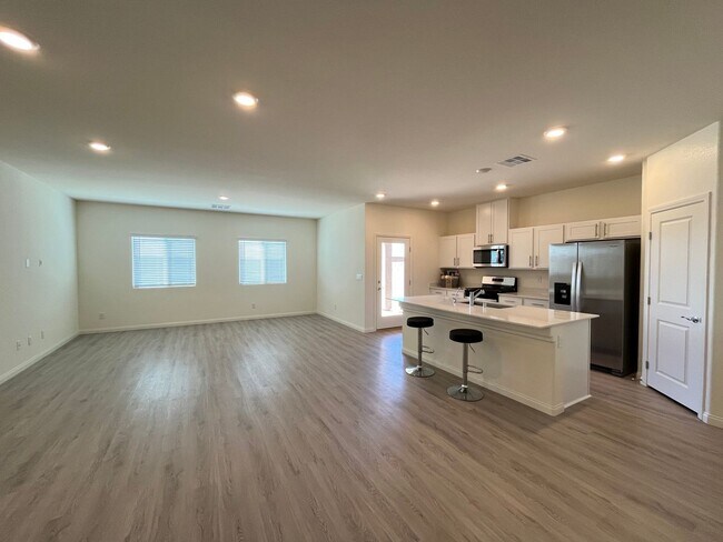 Photo - 3 Bedroom! Single Story Family home in the Heartland Hills Masterplan!