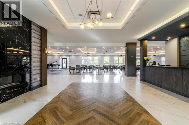 Photo - 152 N Park St Unit 118