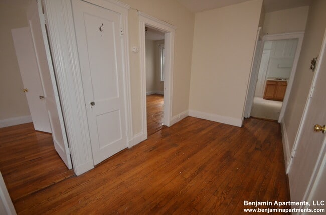 Photo - 119 Sutherland Rd Unit D