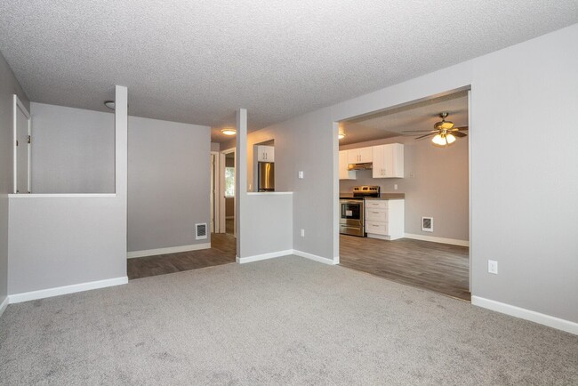 Photo - Forest Park Apartments