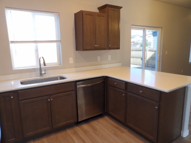 Photo - 10496 Kalama Dr