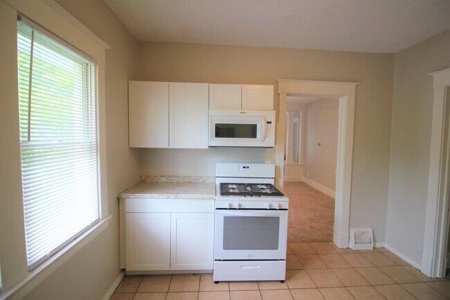 736 Oakland Ave SW