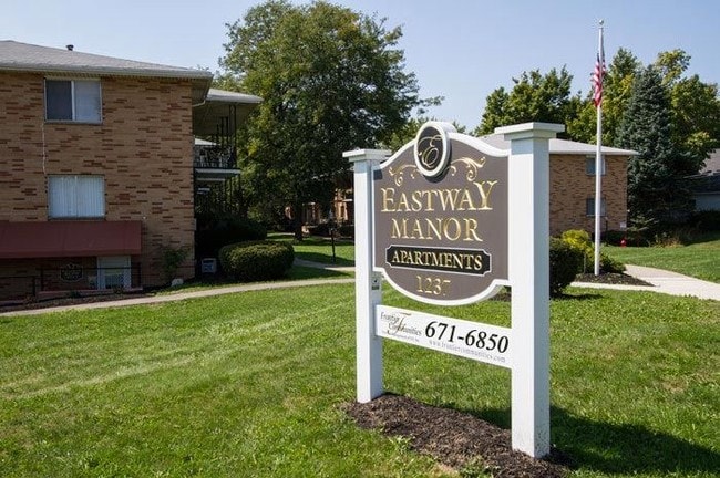 Eastway Manor Apartments