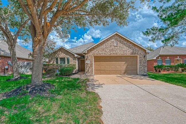 Building Photo - 17926 Castle Heath Ln Rental