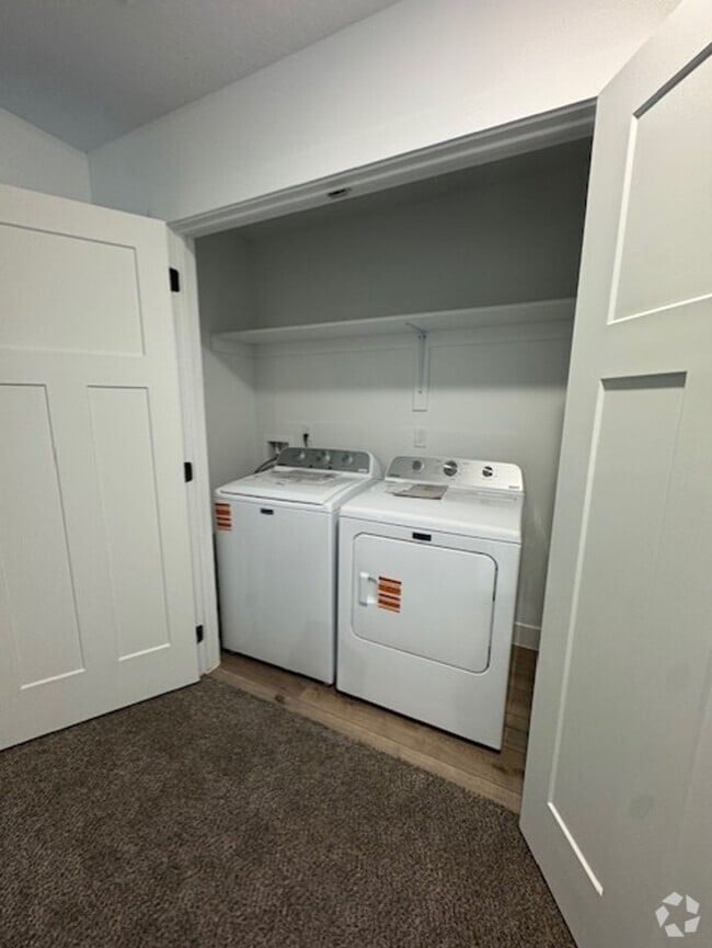 Building Photo - Room for Rent Unit #2A Rental