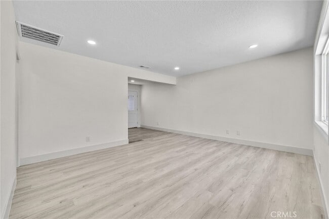 Photo - 5505 N Traymore Ave