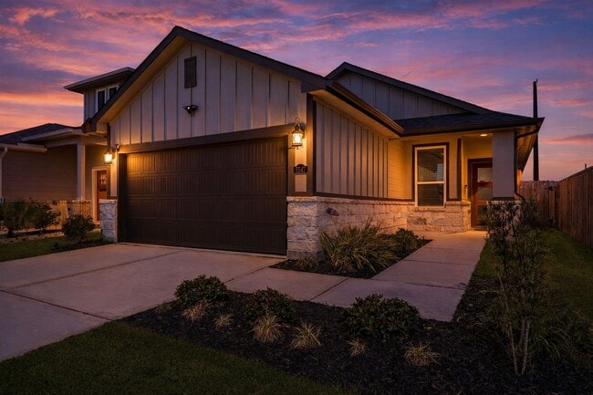 Building Photo - 5547 Madden Ln