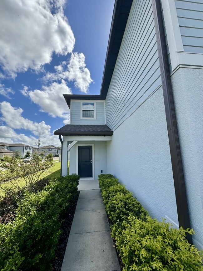 Photo - Epperson lagoon community-9565 Rally Spring Loop, Wesley Chapel!" WIFI AND CABLE INCLUDED