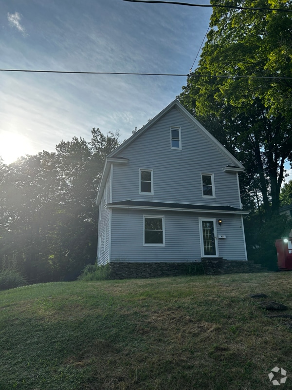 Building Photo - 417 Waverly Ave Rental
