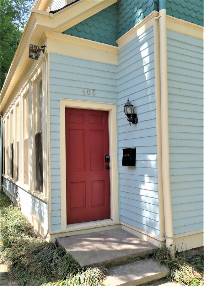 Photo - 401 E 10th St Unit 403