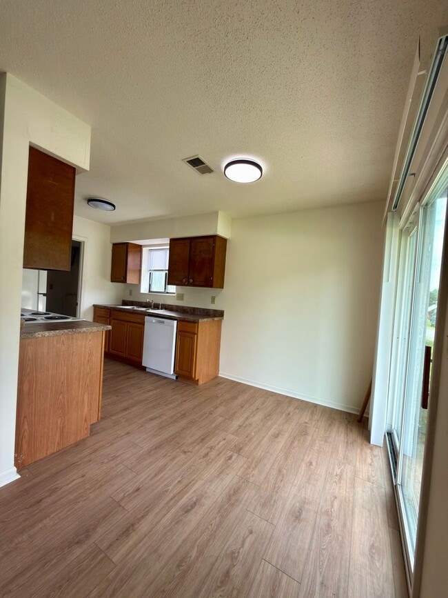 Photo - 11960 Meadowview Ln Unit 7