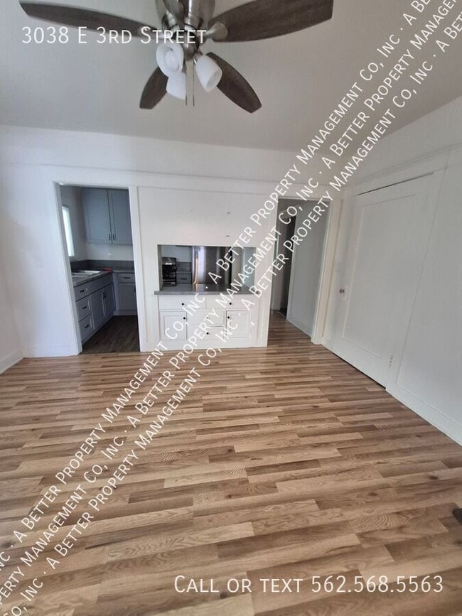 Photo - 3038 E 3rd St