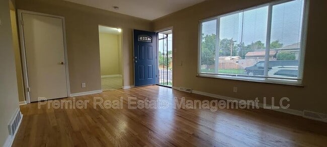 Photo - 6415 E 36th Ave