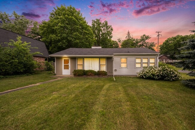 Photo - Charming, remodeled 2-Bed/1-Bath ranch style home- $1499