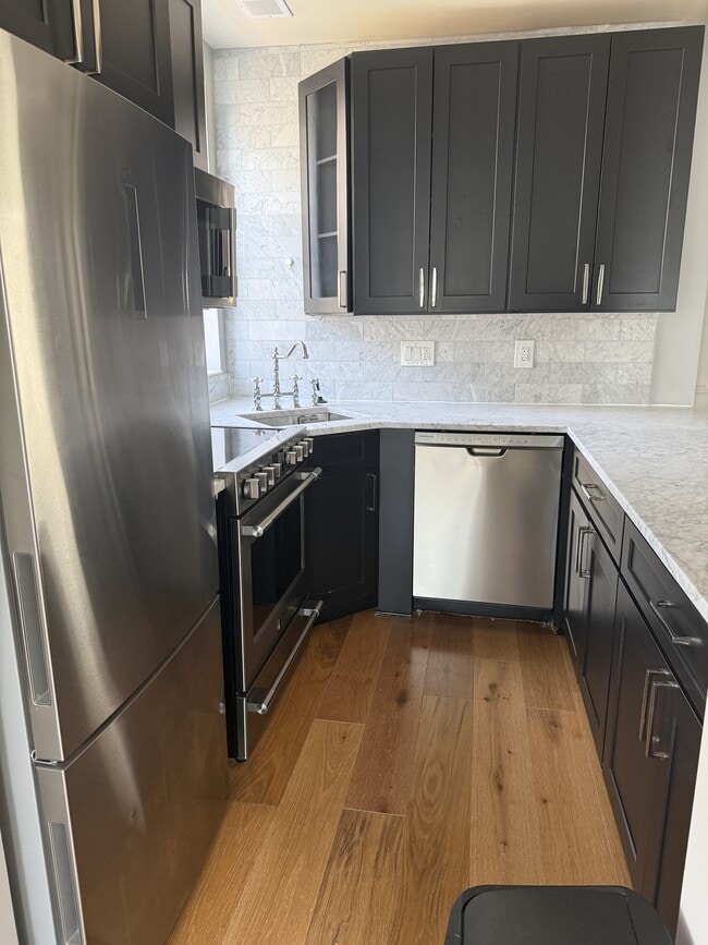 Photo - 2100 Newport Pl NW