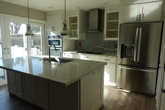 Photo - 3195 Edenbank Dr