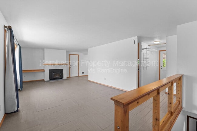 Photo - 1703 N Walnut Rd