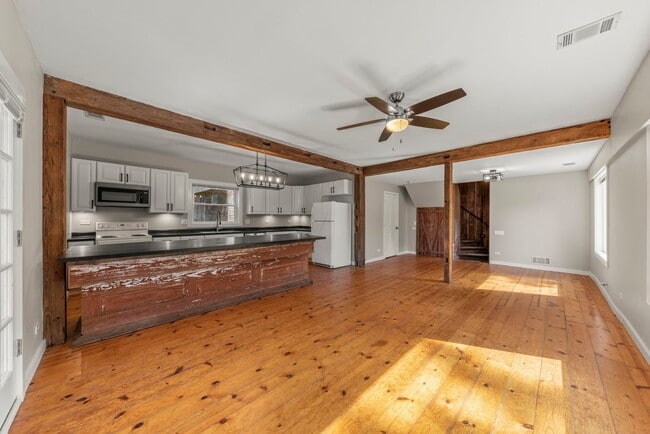 Photo - 7479 Grove Rd