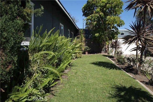 Photo - 341 W 124th St