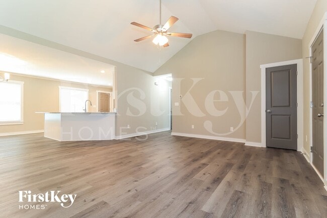 Photo - 321 Spring Ridge Dr