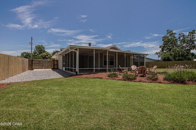 Photo - 115 Circle Dr
