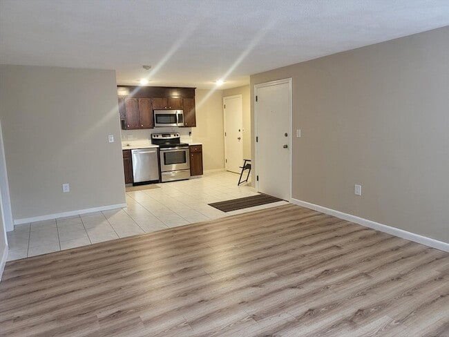 Photo - 1 Hallmark Gdns Unidad 1